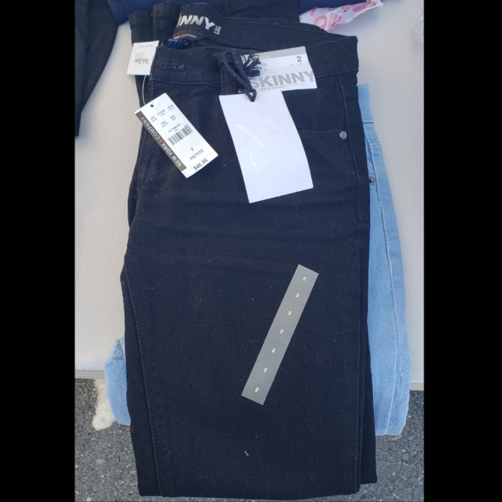 NY & Company Black Skinny Jeans Petite